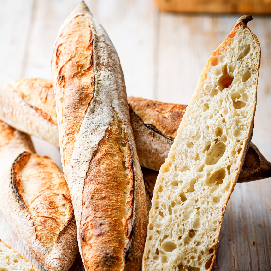 Baguette tradicional - 180 gramas