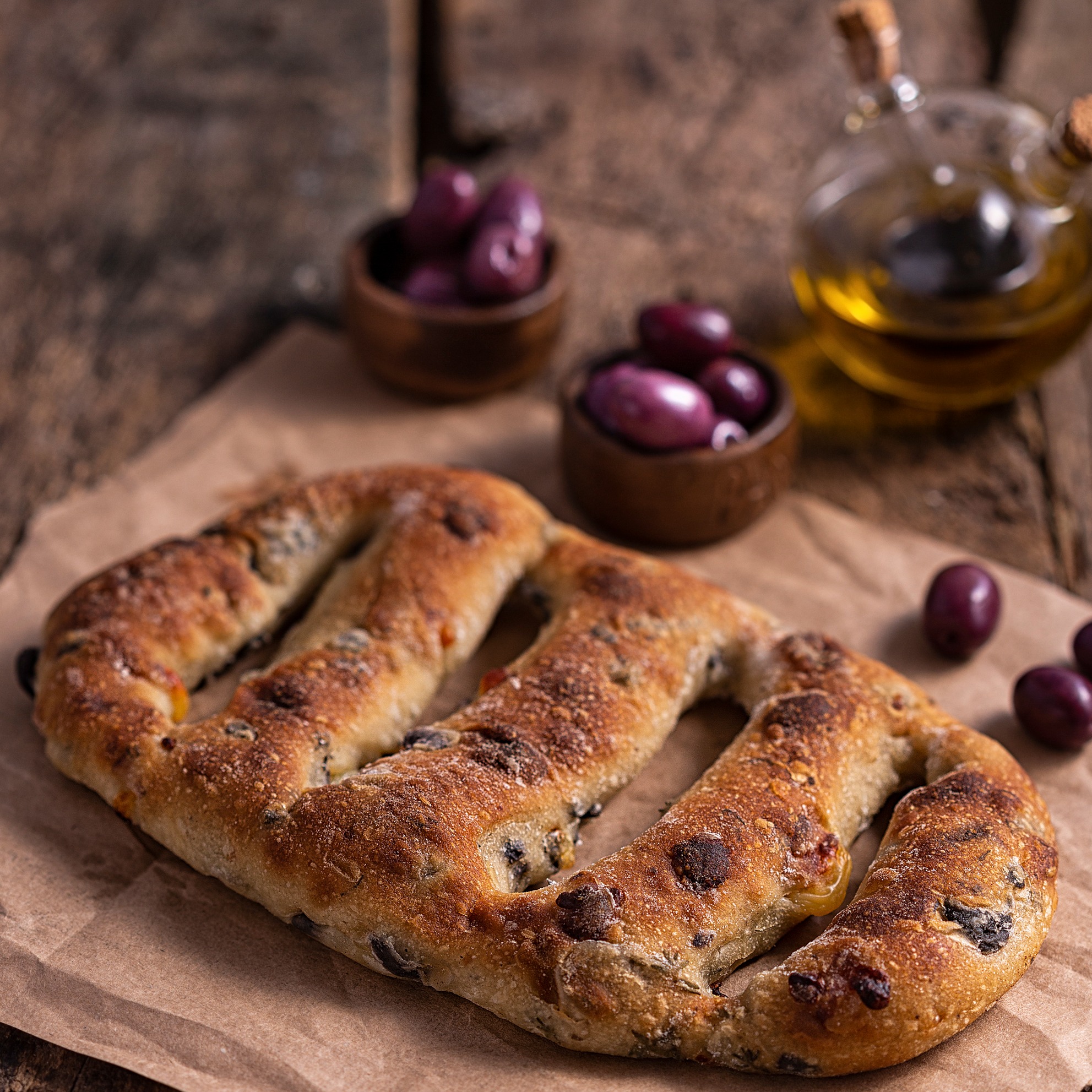 Fougasse de Azeitonas Pretas, Queijo e Mel