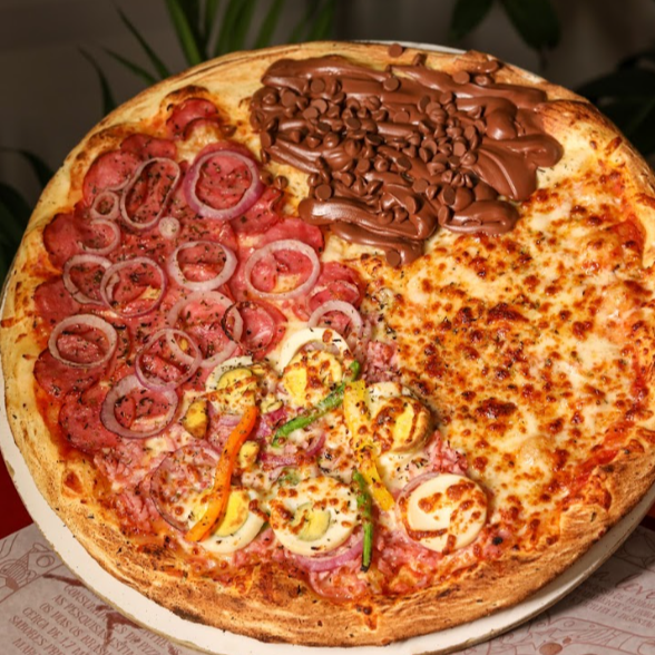 Portuguesa + Calabresa + Chocolate + Muçarela