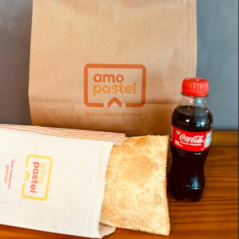 Pastel Frango e Catupiry + Coca Cola 200ml