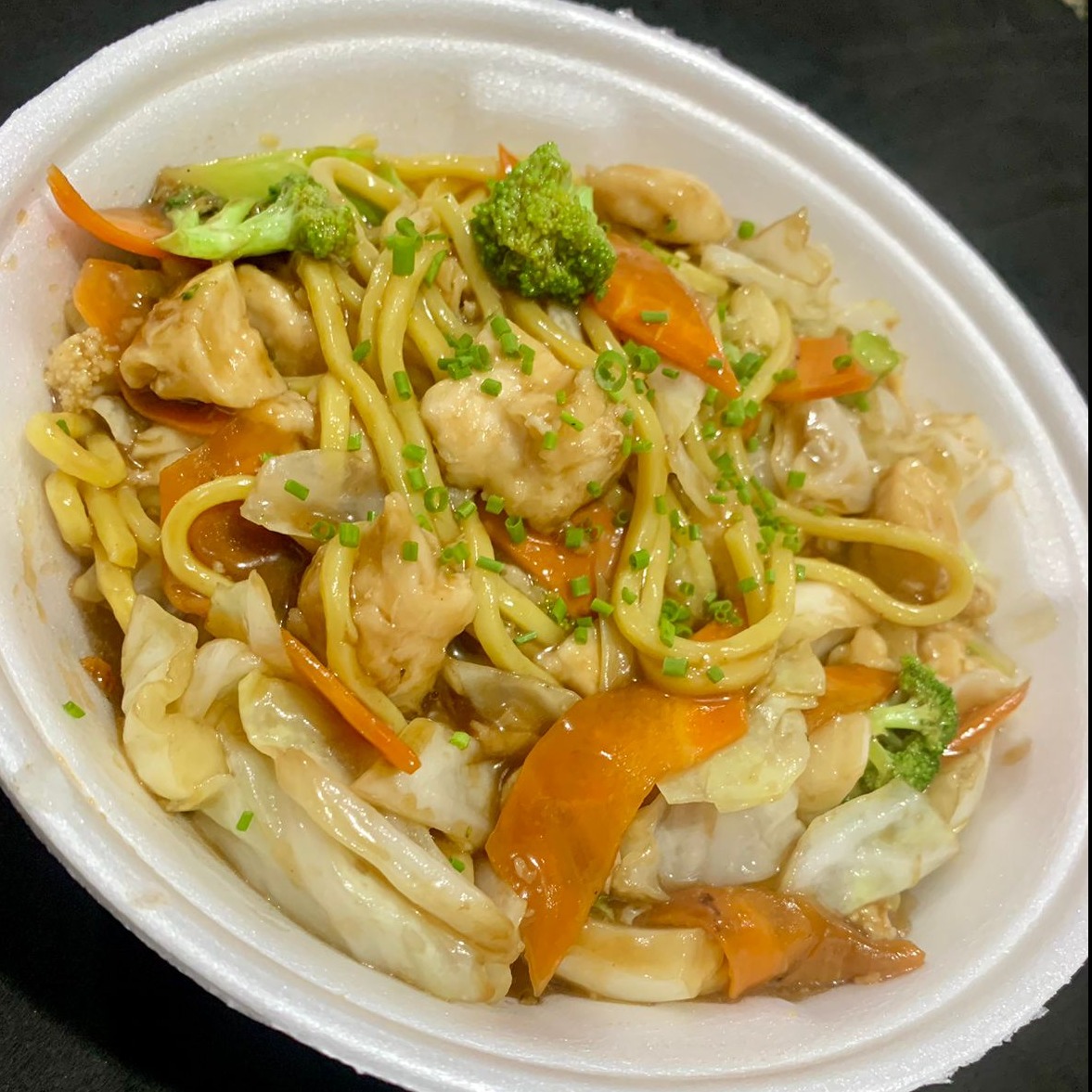 YAKISOBA DE FRANGO (700g)