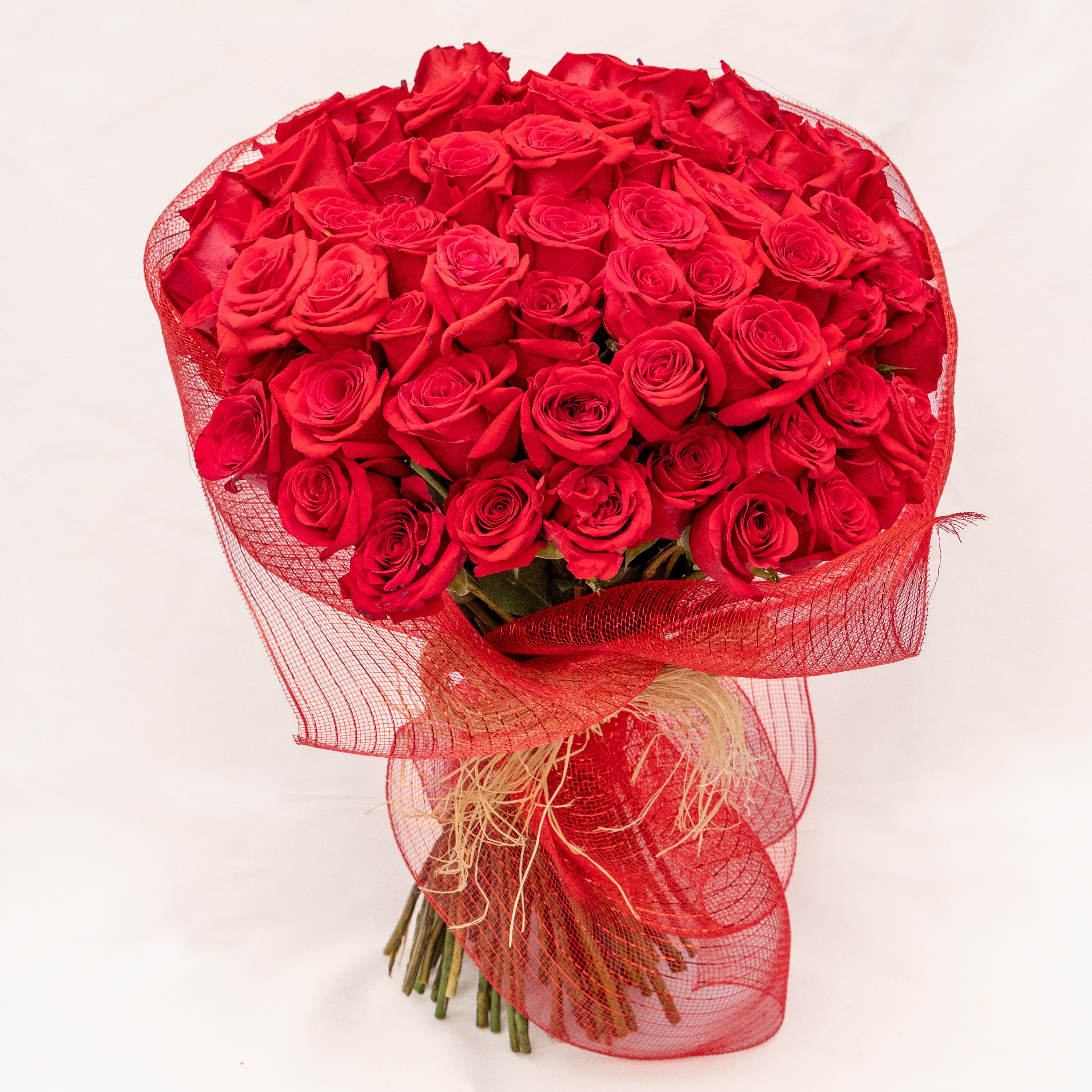 Buquê com 100 Rosas importadas