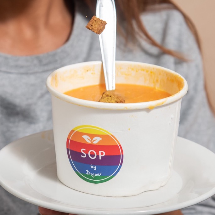 SOPA DE ERVILHHA COM CARNE DESFIADA 