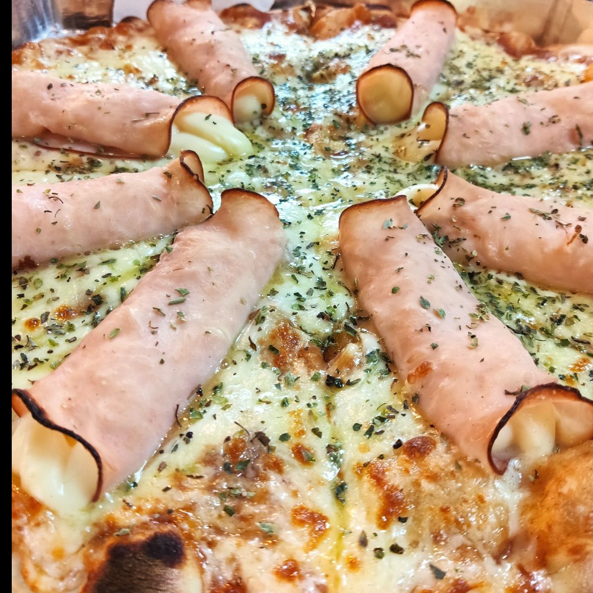 Pizza Grande + Refri 1L