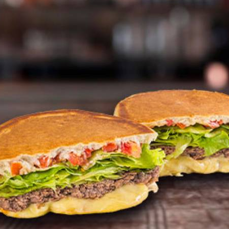 2 x-salada + refrigerante 200ml