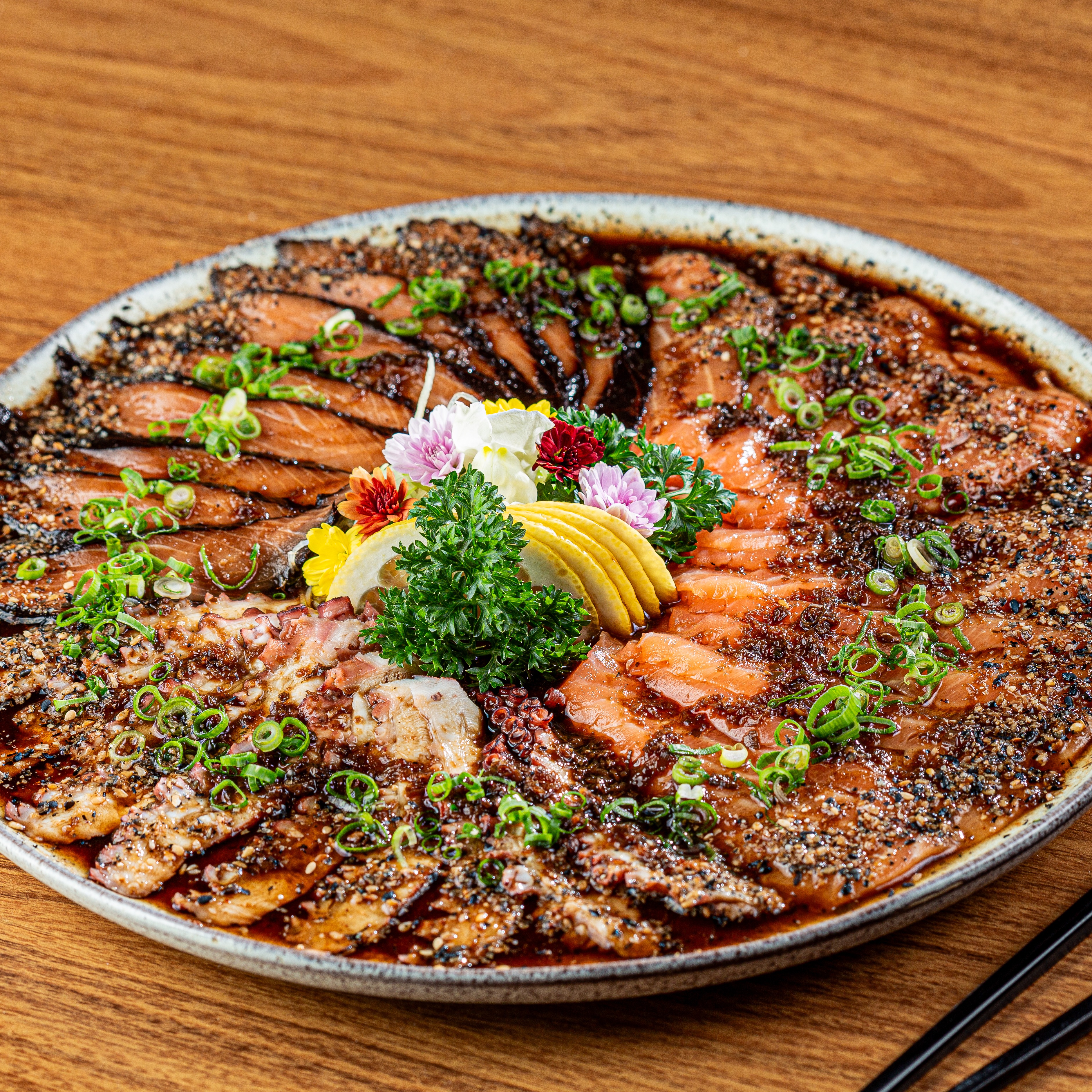  CARPPACIO ESPECIAL 30PÇS (20 Salmão e 10 Polvo)