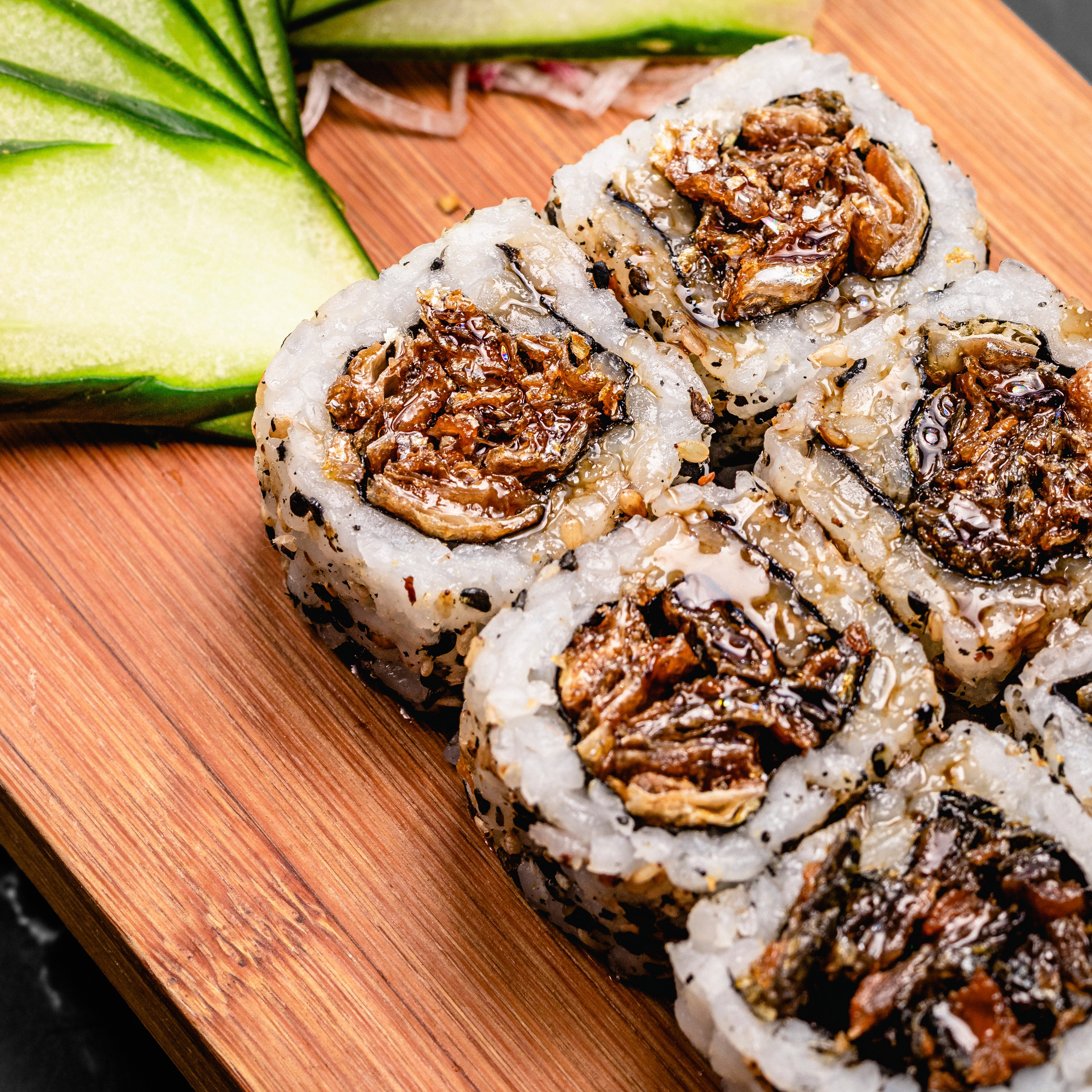 Uramaki Skin (08 peças)