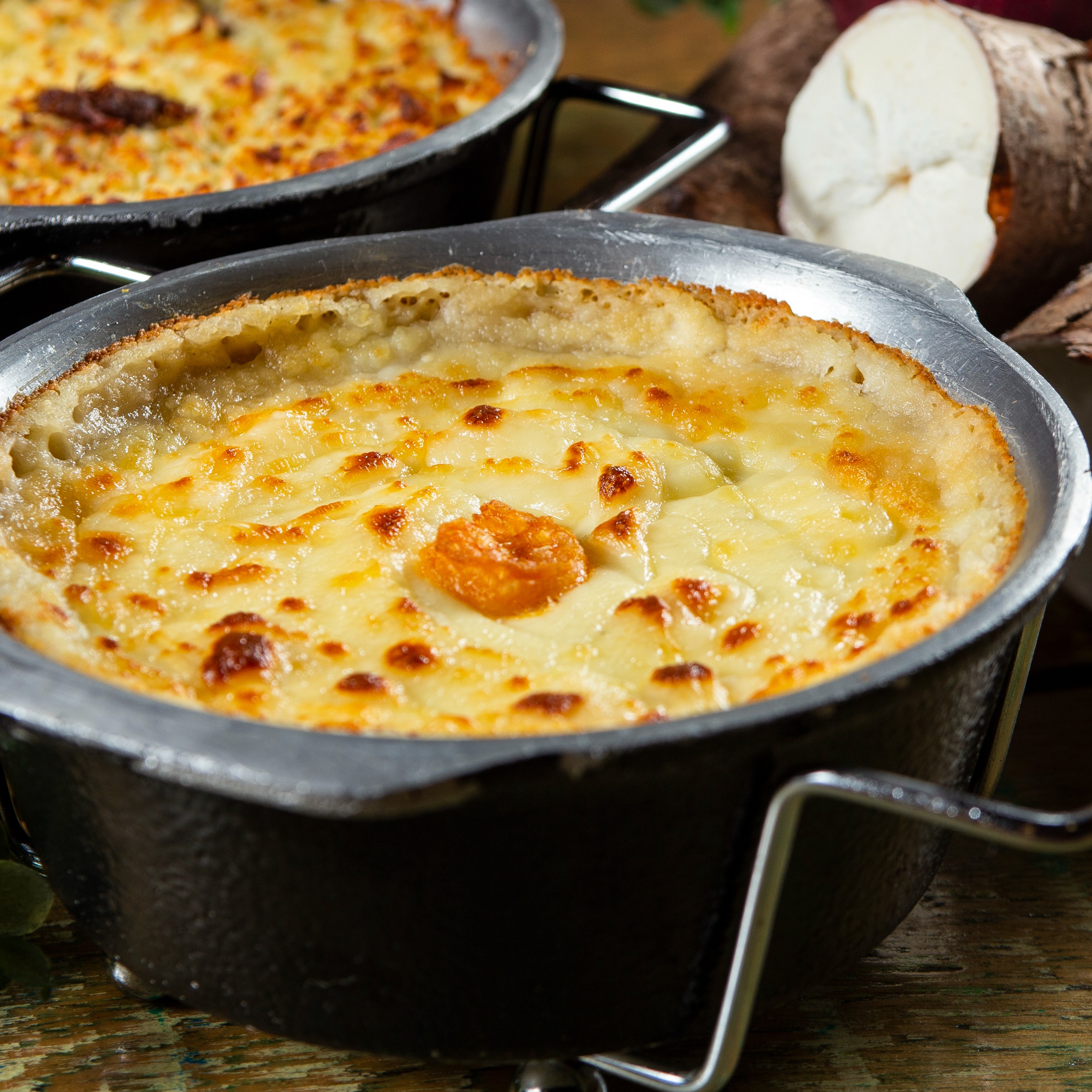 Macaxeira de Camarão Com Requeijão 