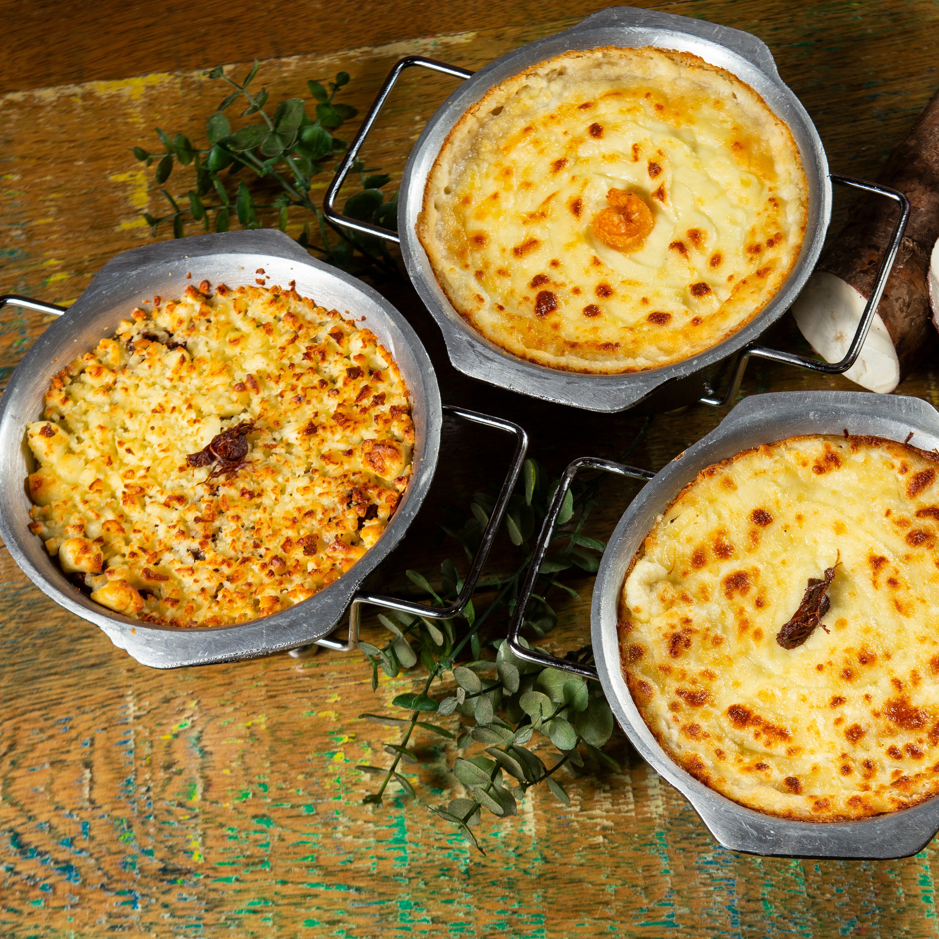 Macaxeira de Carne de Sol Com Requeijão 