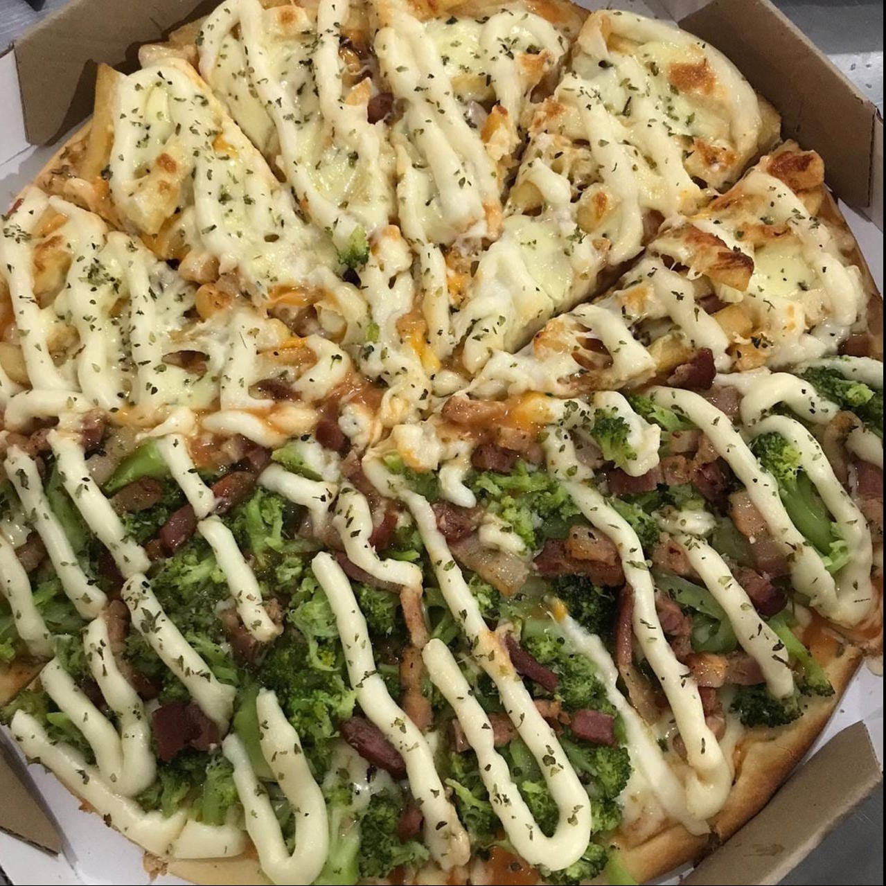 Pizza Grande ( até 4 sabores - 12 fatias)