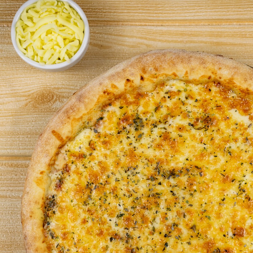 Pizza Salgada 40cm 1/2 calabresa + 1/2 Muçarela 40cm