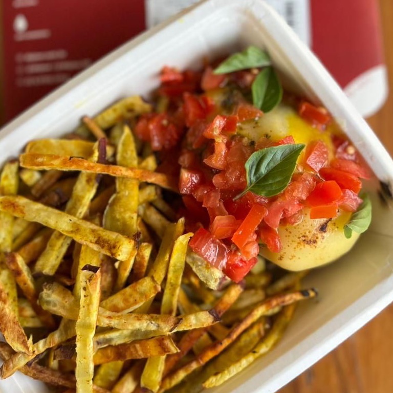 Burguer de carne  com Batata doce palito 