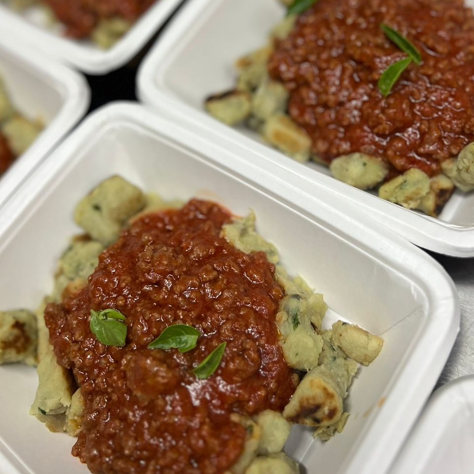 Nhoc Grelhado de Batata doce à bolonhesa