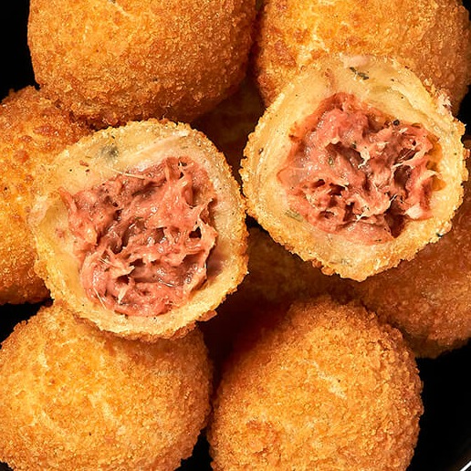 Aipim com Carne Curada