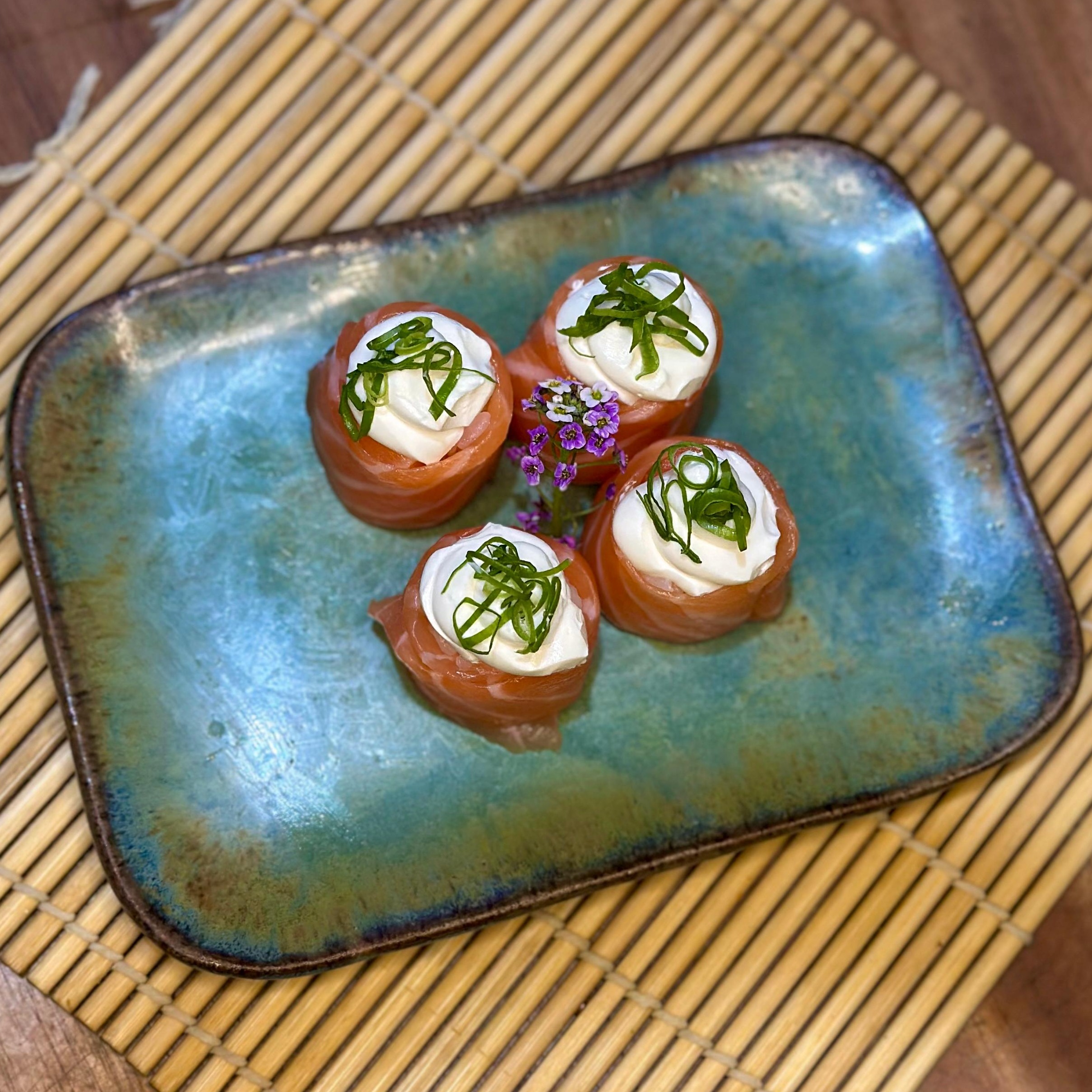 JOY FILADELFIA  4 UND