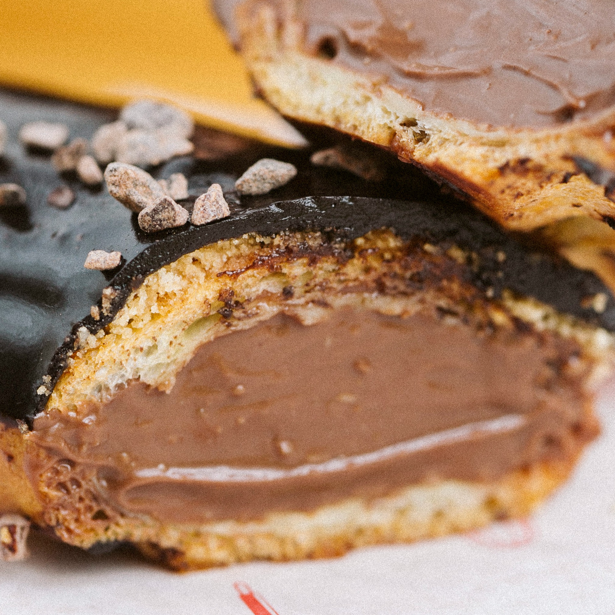 Eclair Chocolate
