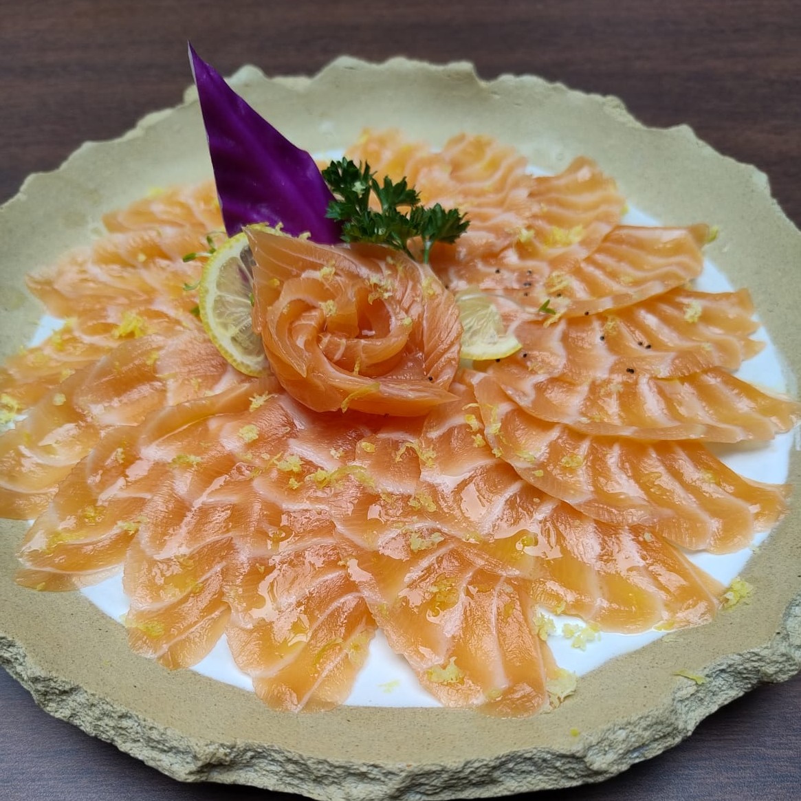 50 - Carpaccio de  Salmão Trufado