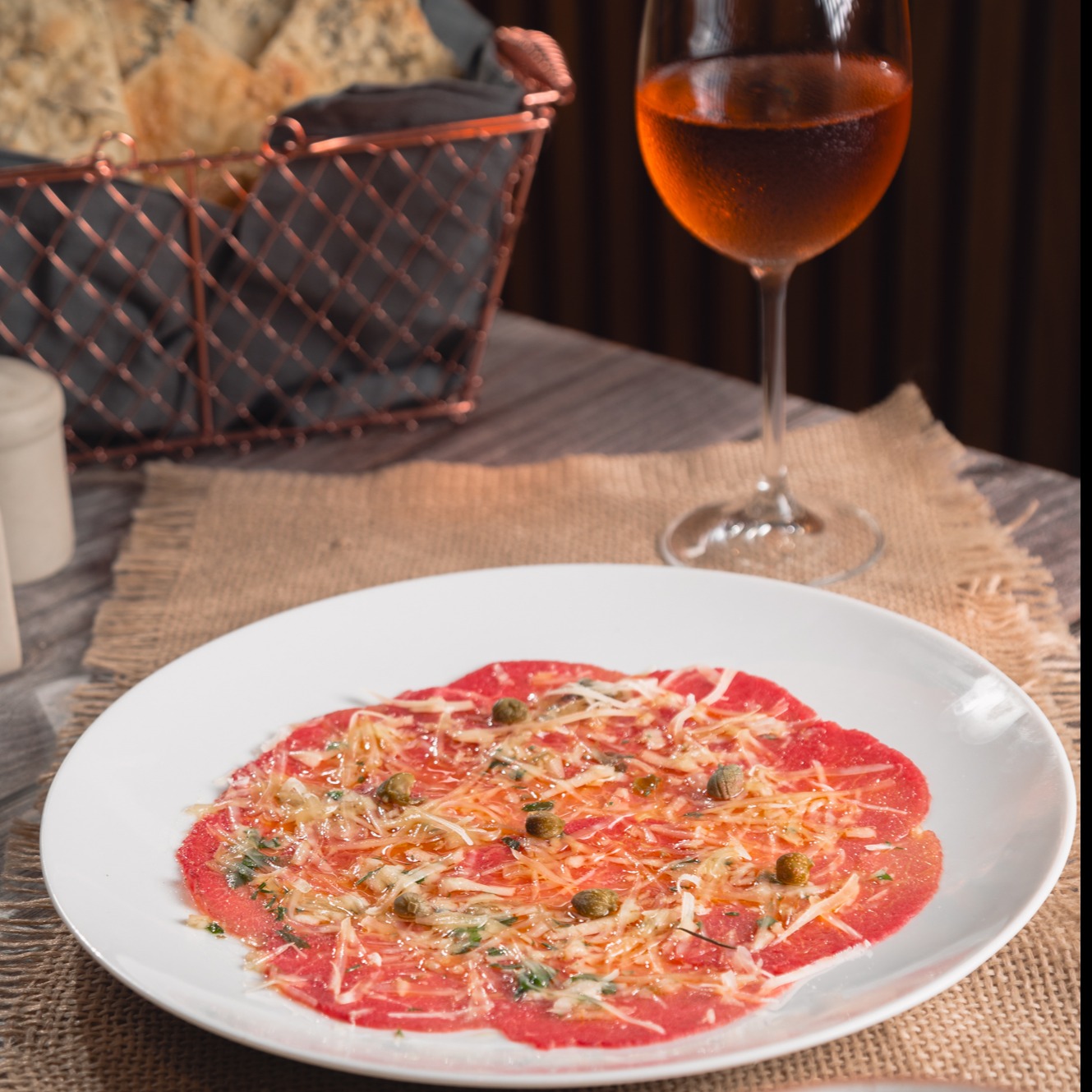 Carpaccio Com Salada
