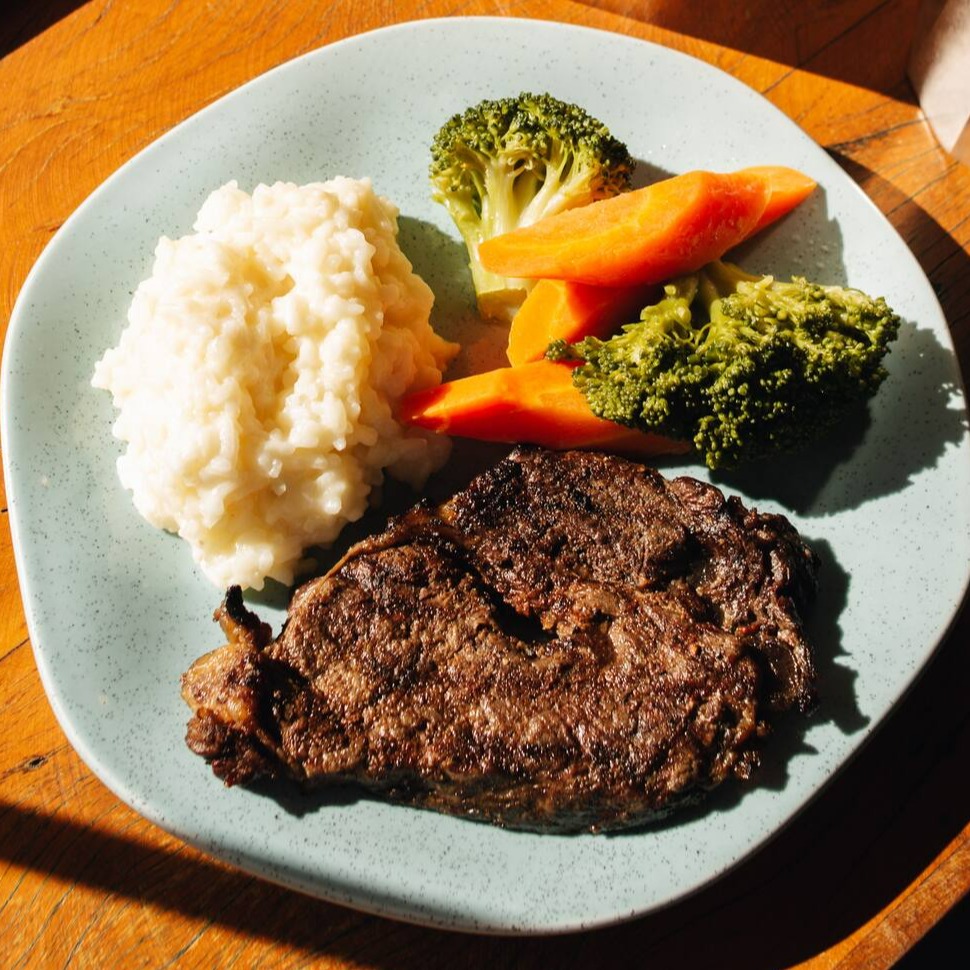 Entrecôte Grelhado (Serve 1 pessoa)