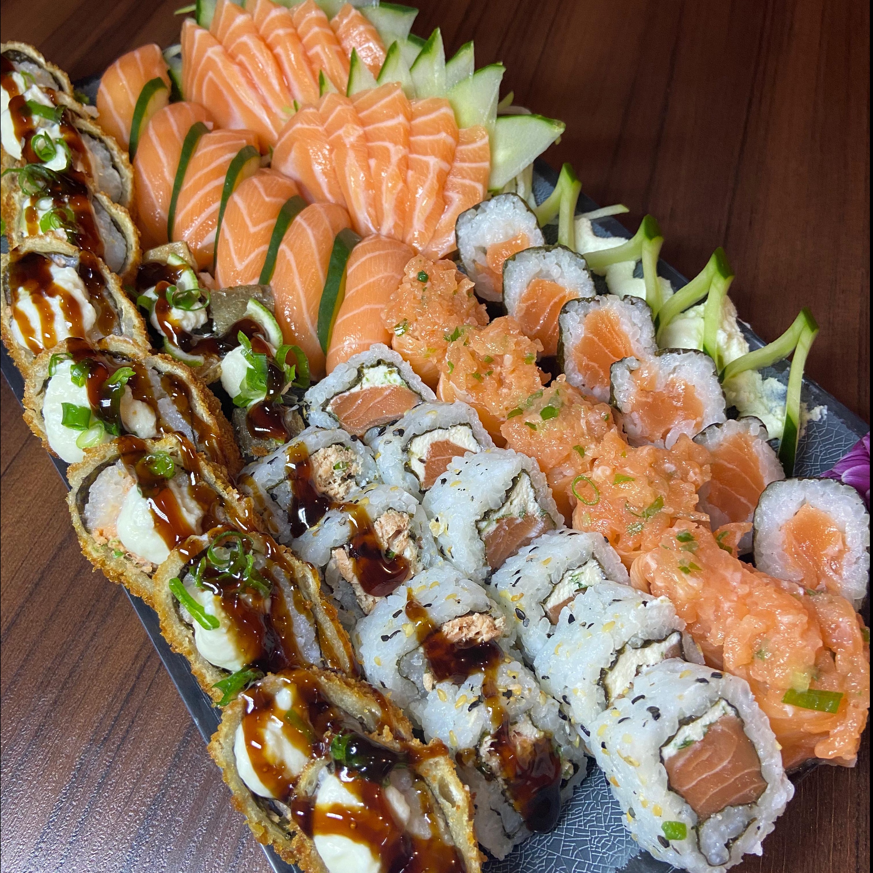 COMBO SUSHIZÃO - 50 PEÇAS