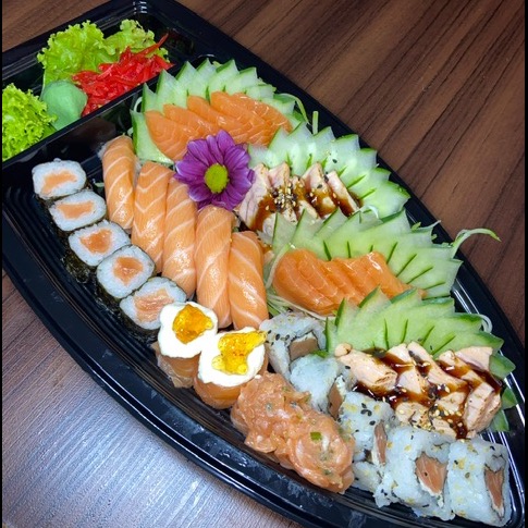 COMBO CLASSICO KAMMY II -  37 PEÇAS DE SUSHIS 
