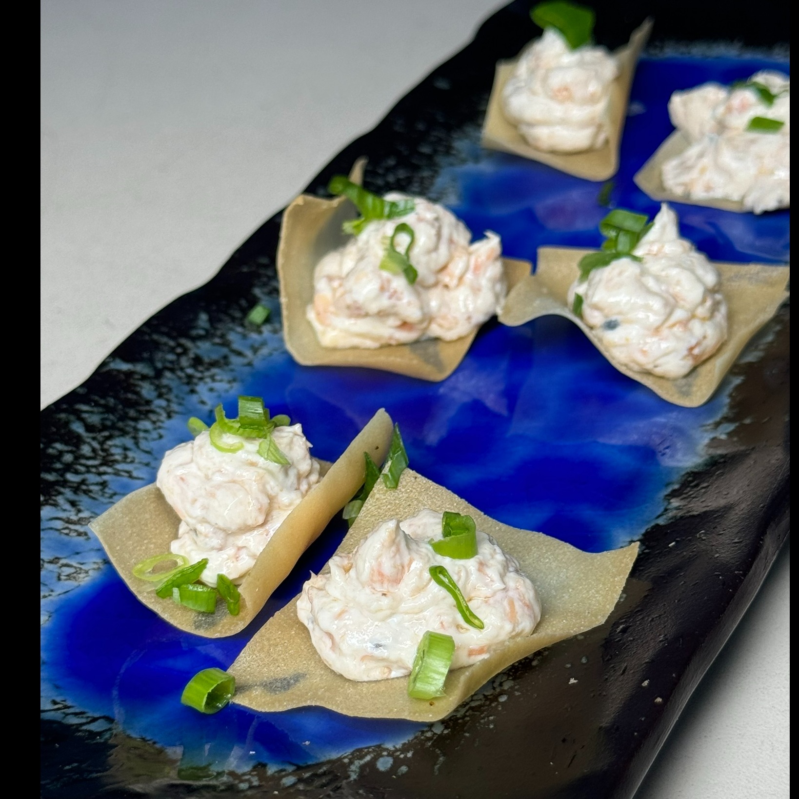 Nacho de salmão cremoso