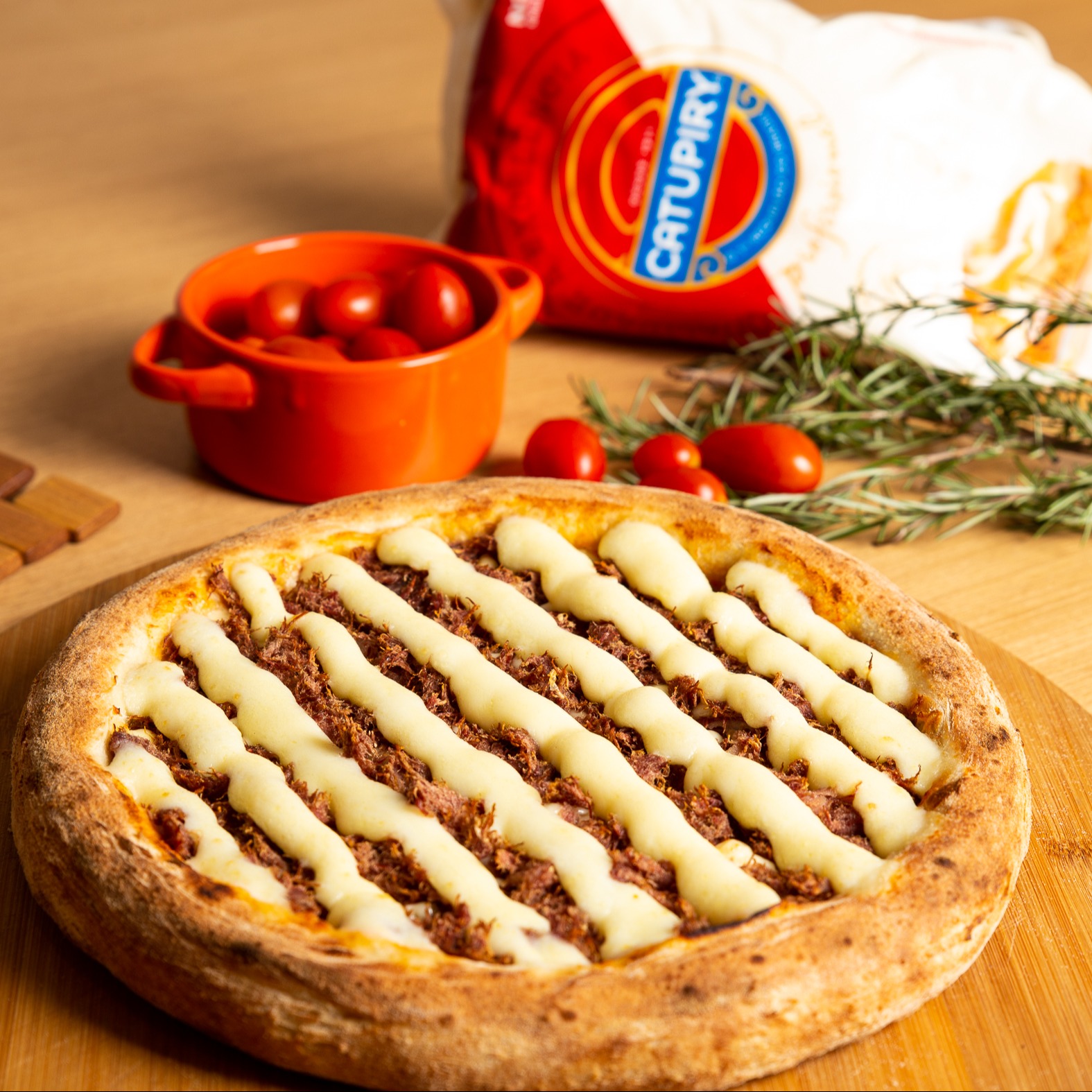 Média + borda recheada grátis