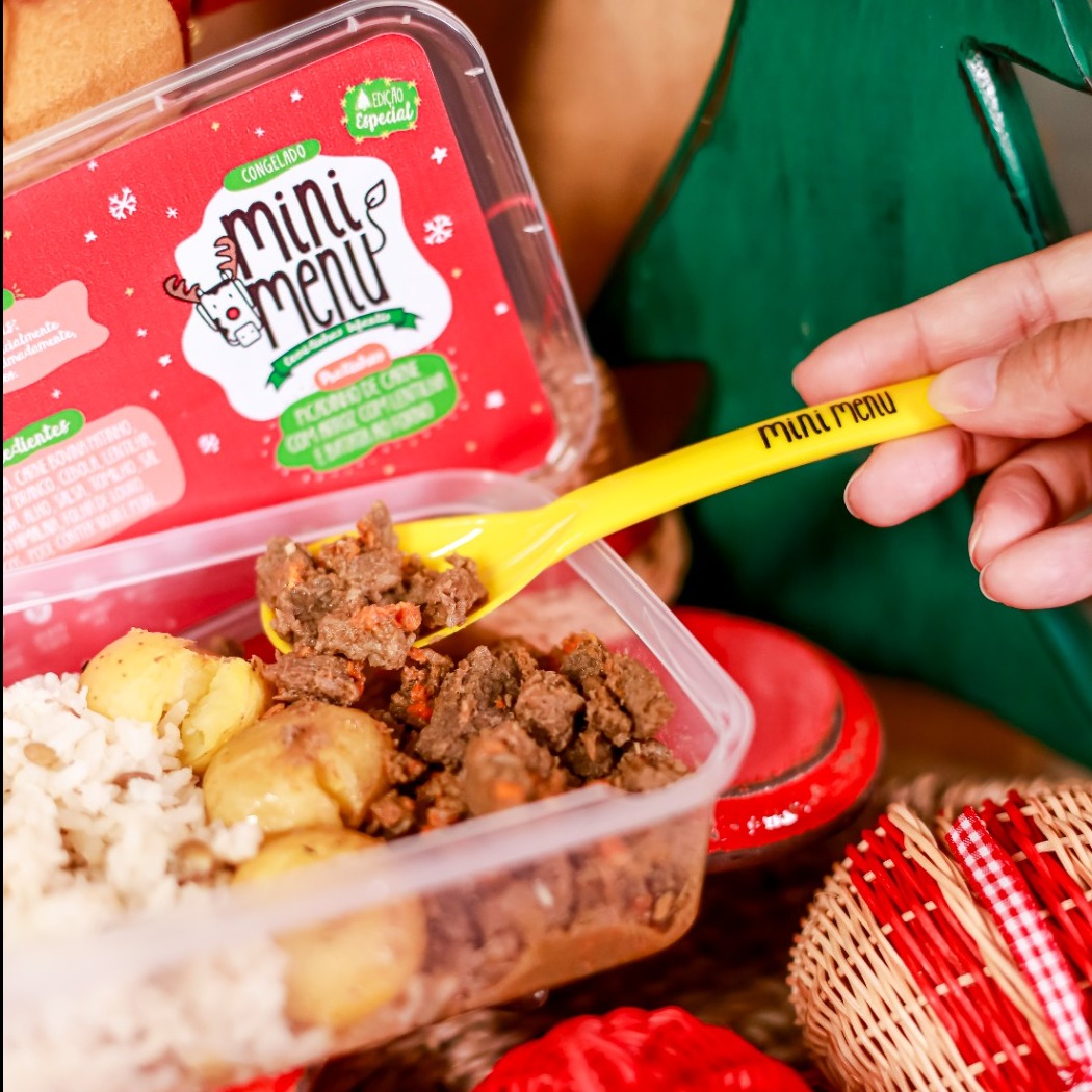 Picadinho de carne, arroz com lentilha e batata ao forno 