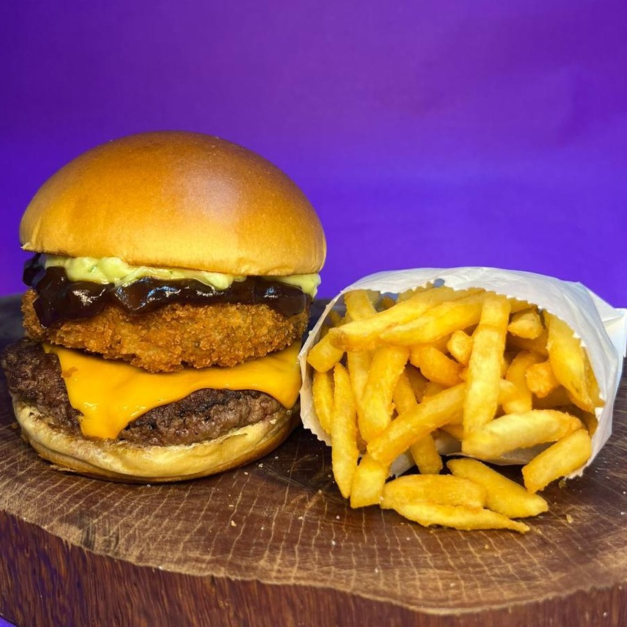 Combo Cupimtury Burger