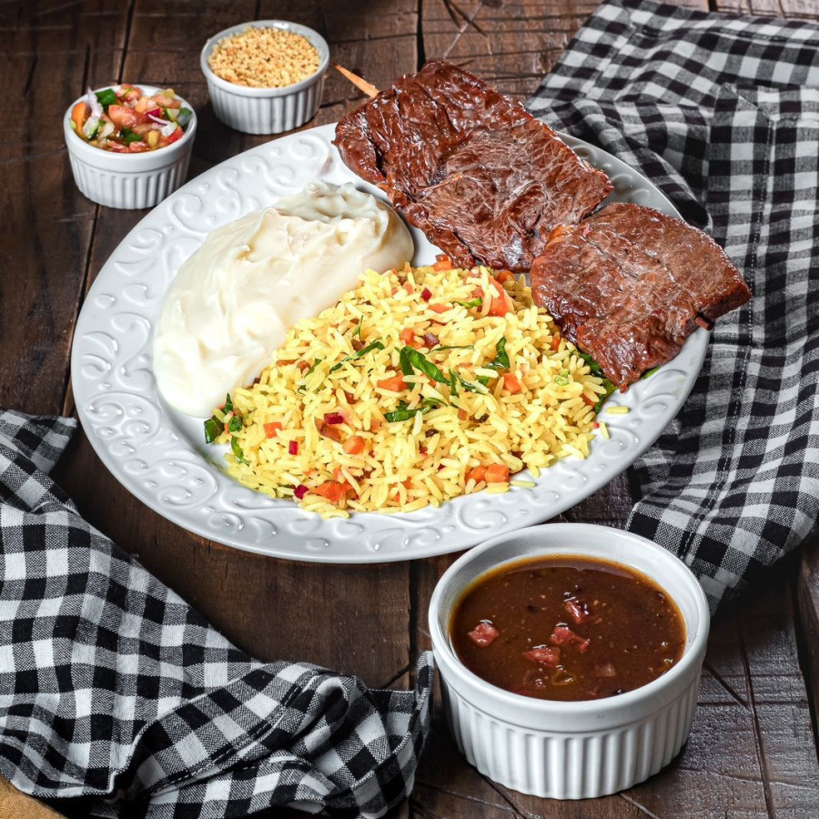 CHURRASQUINHO DE CARNE