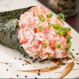 Temaki de Salmão Completo