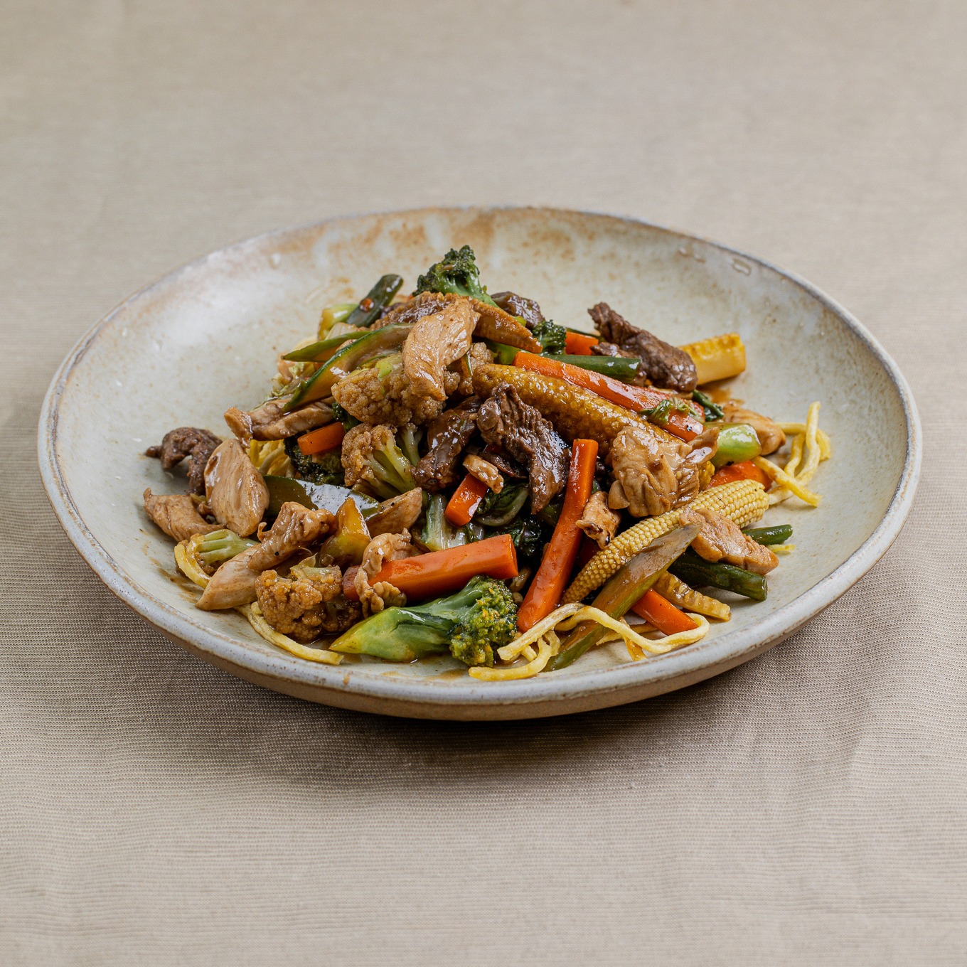 Yakissoba Crocante de Mignon e Frango