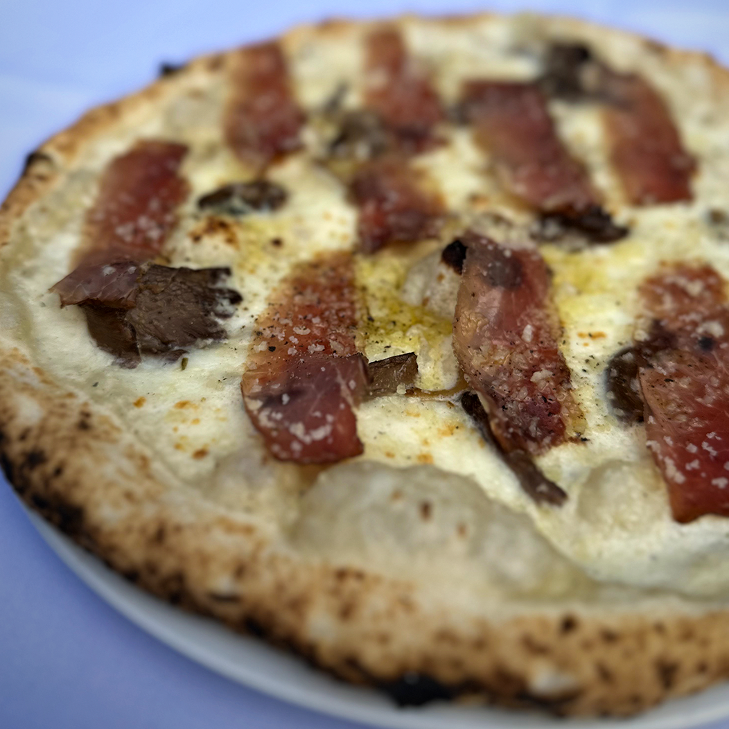 QUARTA - 2 pizzas médias - Pastrami Selvaggio