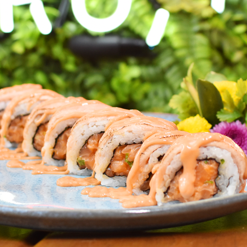 CRAZY SALMON ROLL (8un)