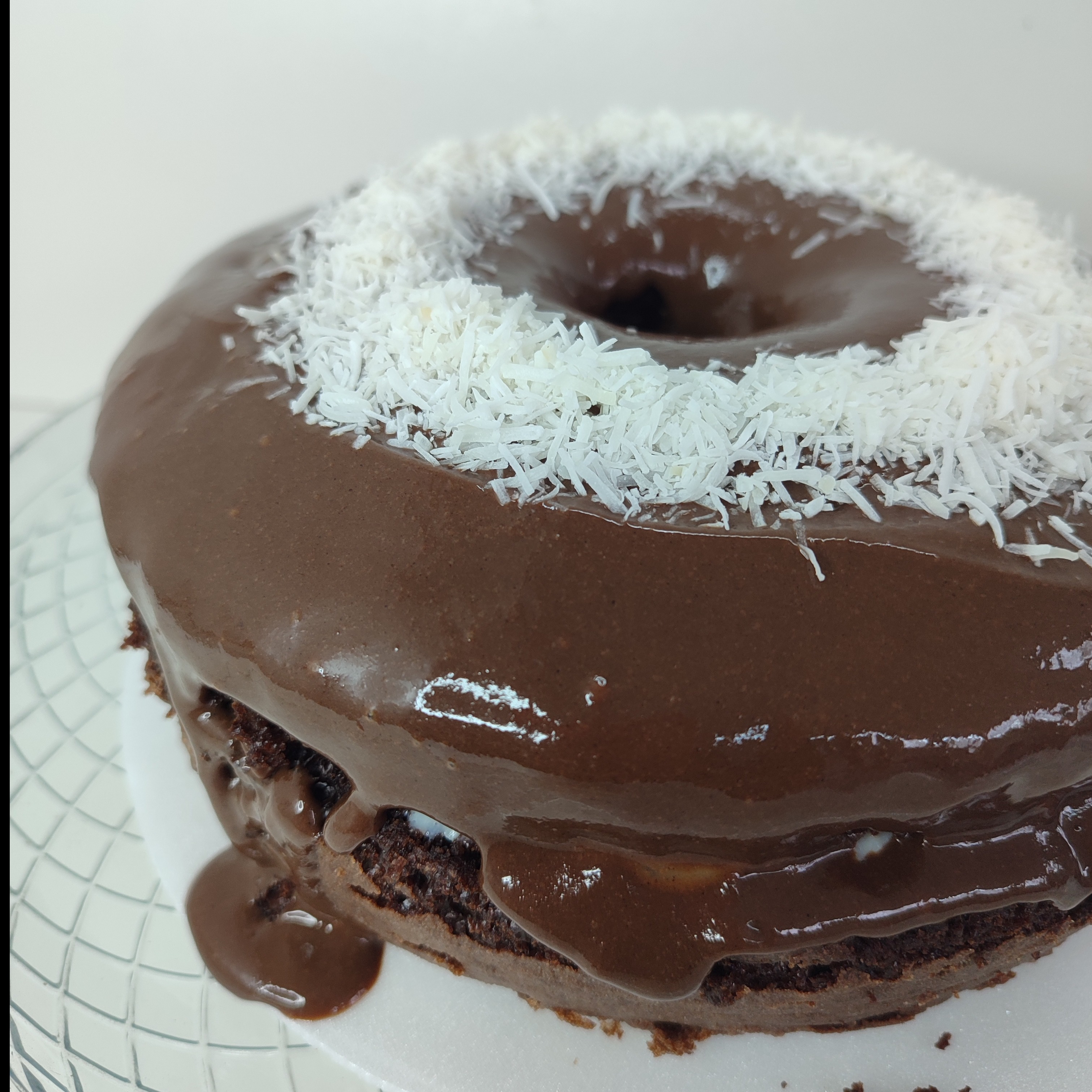 Bolo de chocolate e recheio de prestigio 