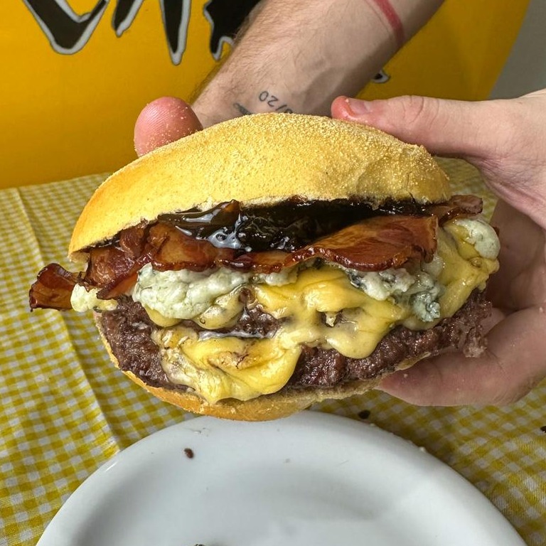 Duplo Caramelizado com Gorgonzola  