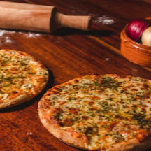 QUARTA: 2x1 Pizzas Salgadas Tradicionais de 35cm