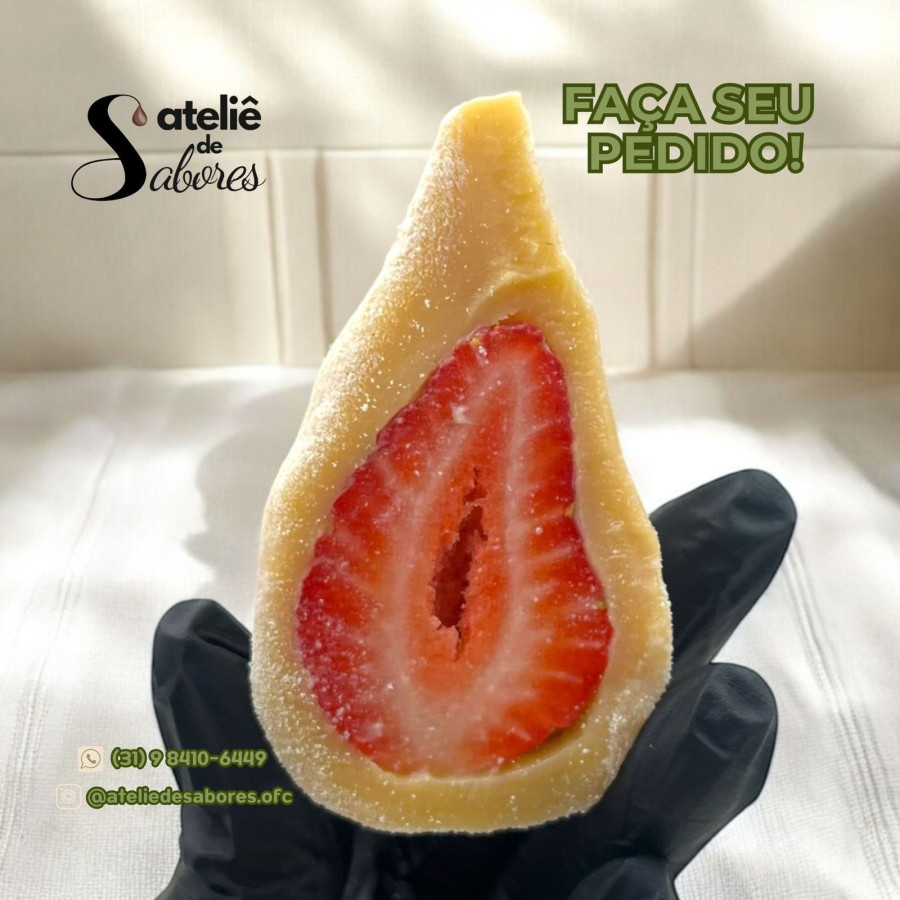 COXINHA DE MORANGO COM NINHO