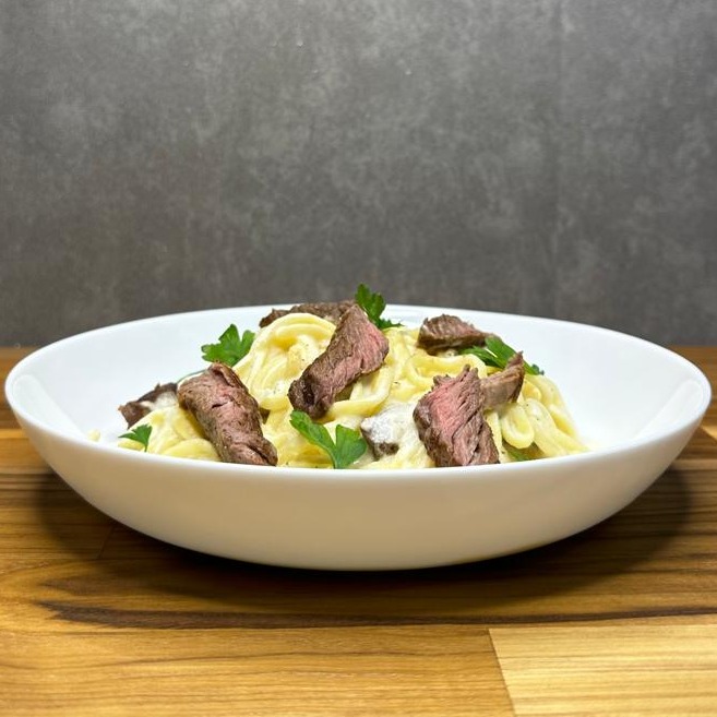 Spaghetti Mignon com Fonduta de Grana Padano