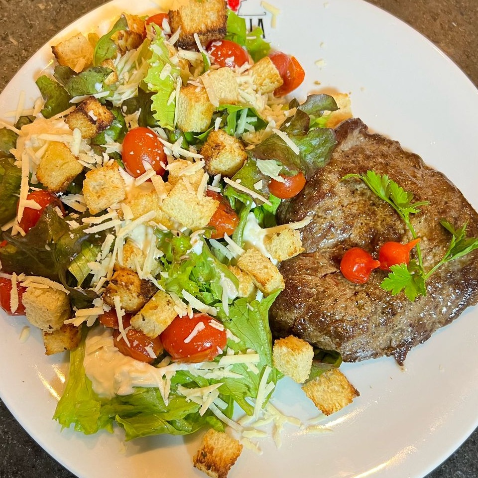 Filé e Salada (Prato Individual)