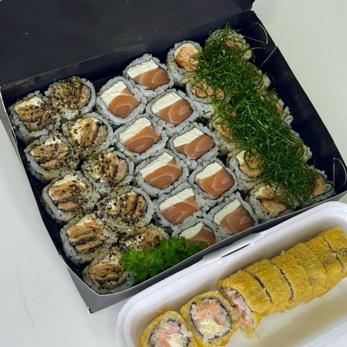 Combo Rolls ( 50 Peças )