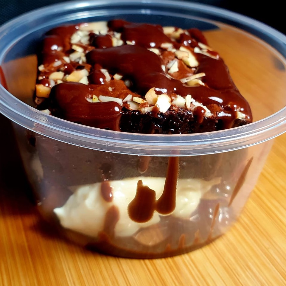 Brownie com creme de ninho