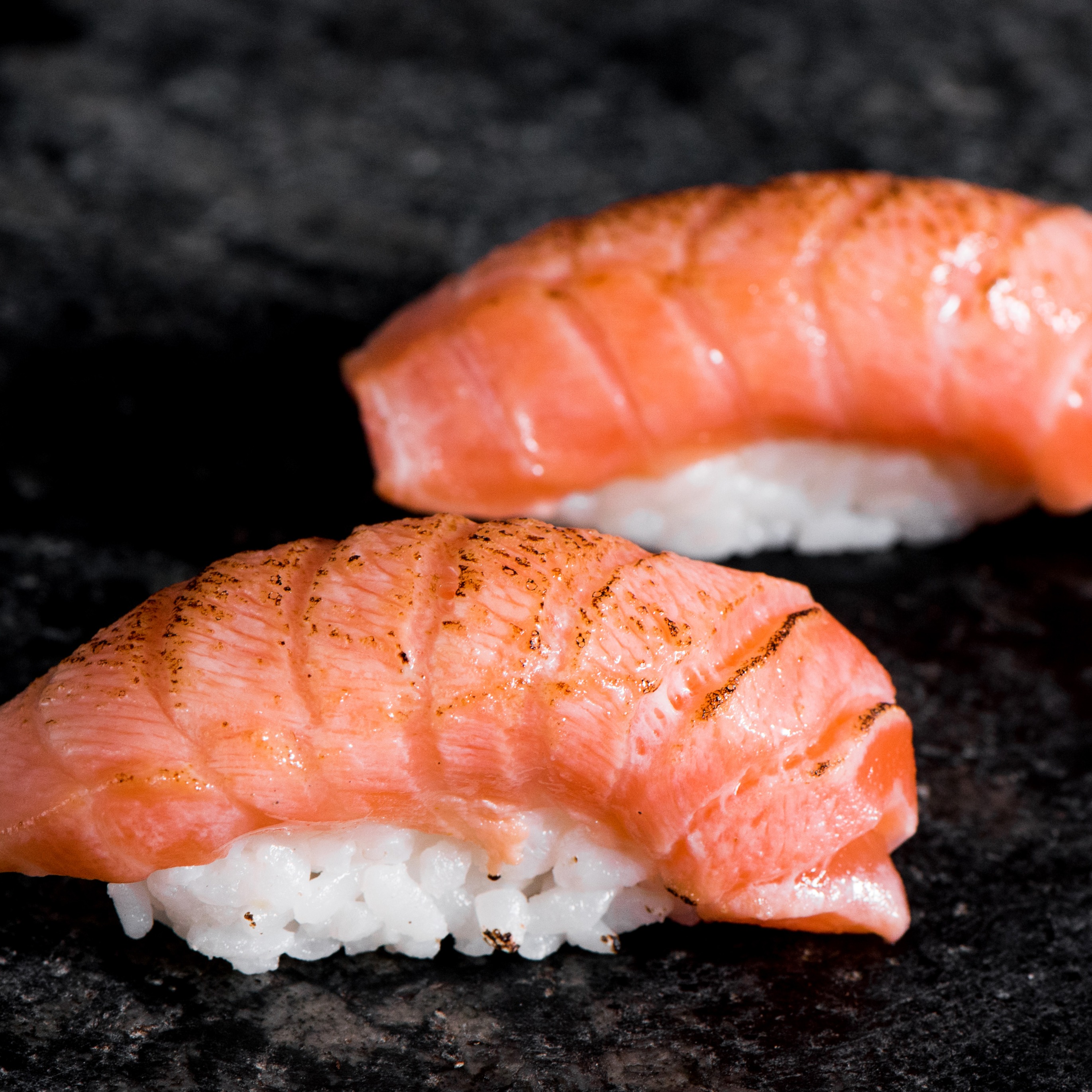 Niguiri Salmão Roasted - un