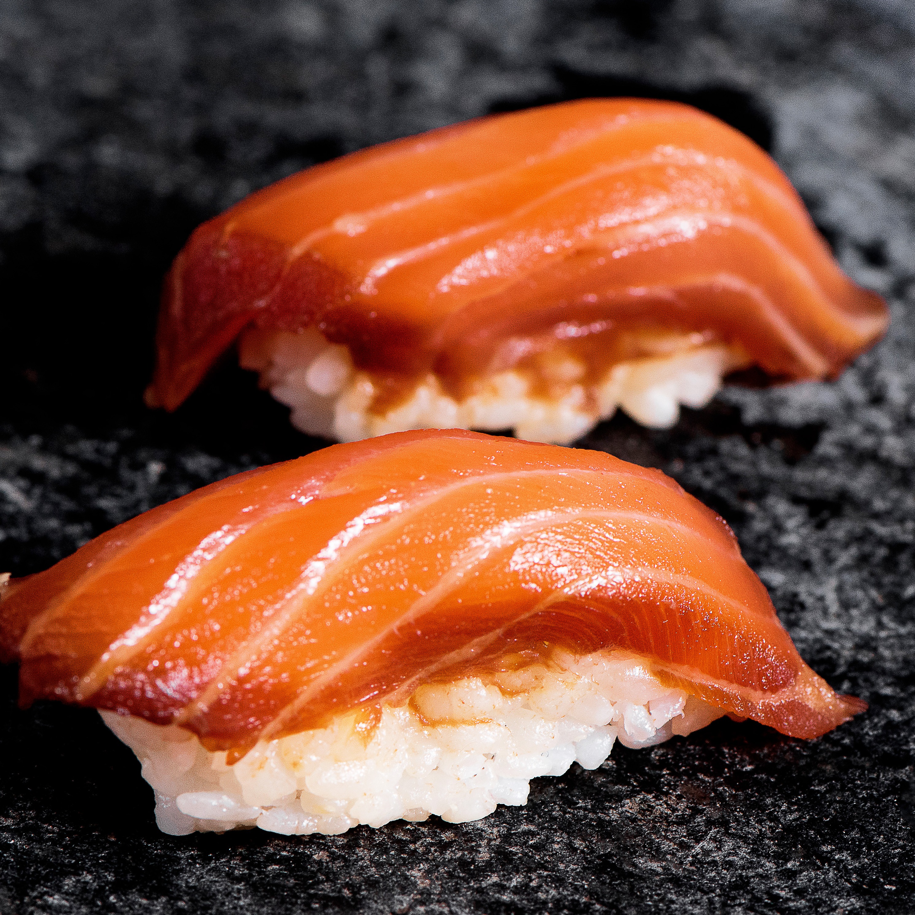 Niguiri Salmão Black - un