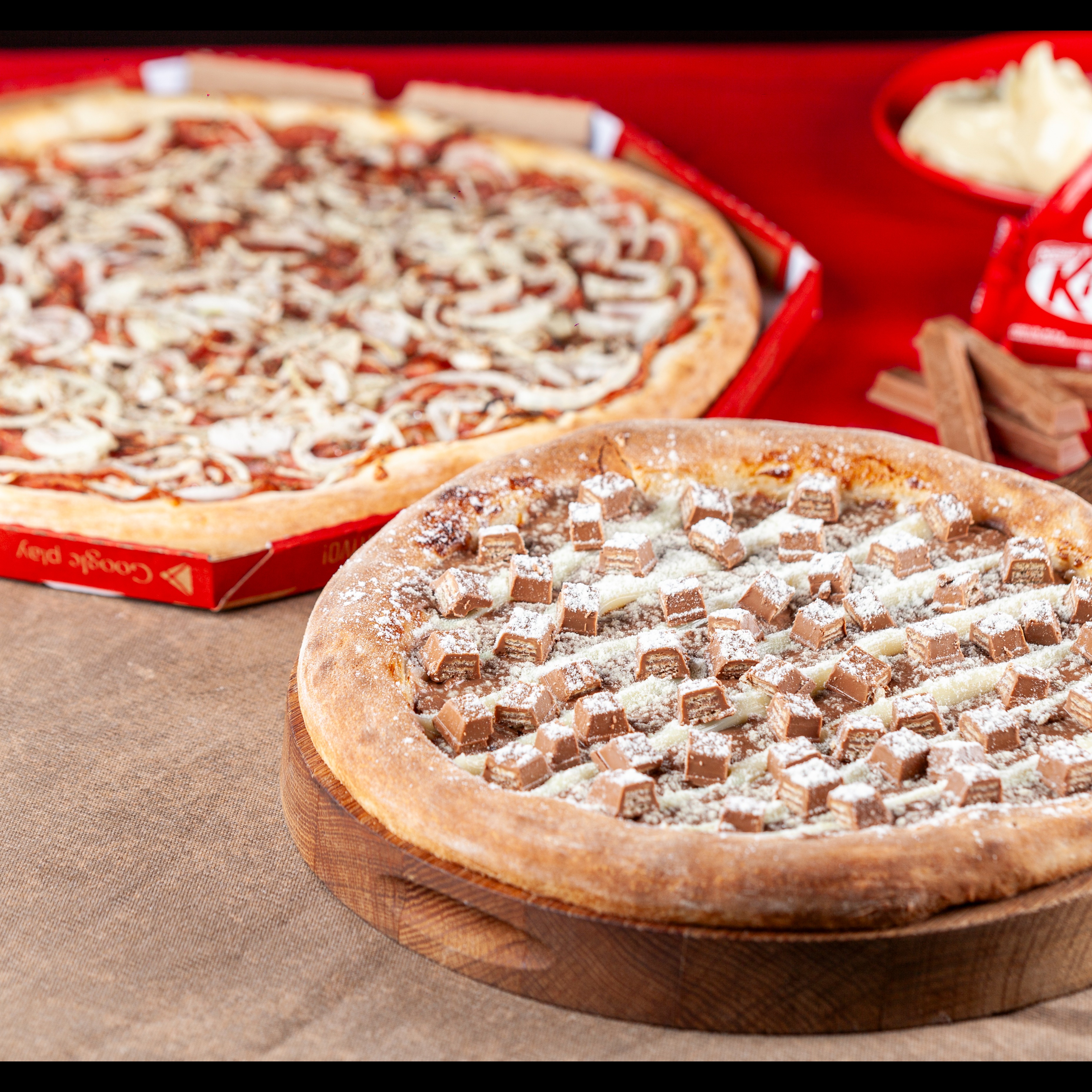[20% Off] Pizza Salgada 40cm + Pizza Doce  Nestlé 20cm