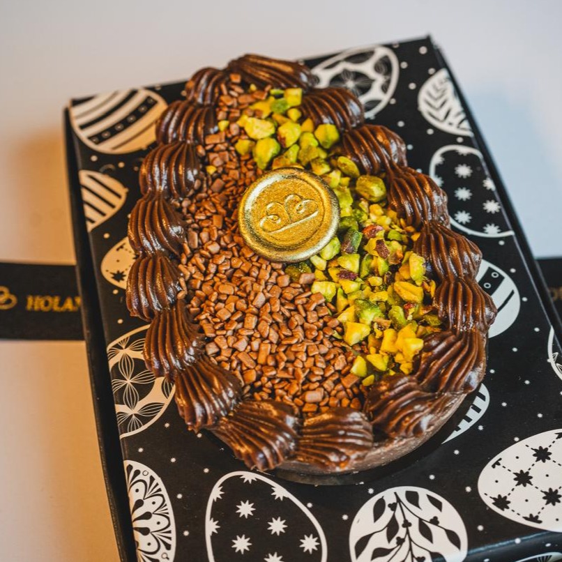 Ovo Pistache com Brigadeiro