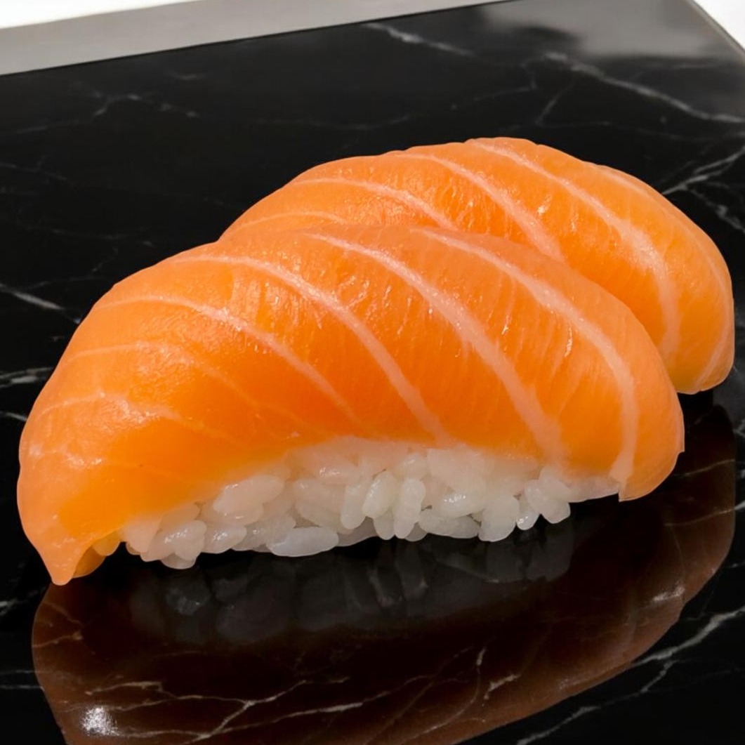 Nigiri salmão (4 UND)