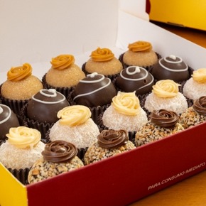 Caixa com 20 Doces Especiais