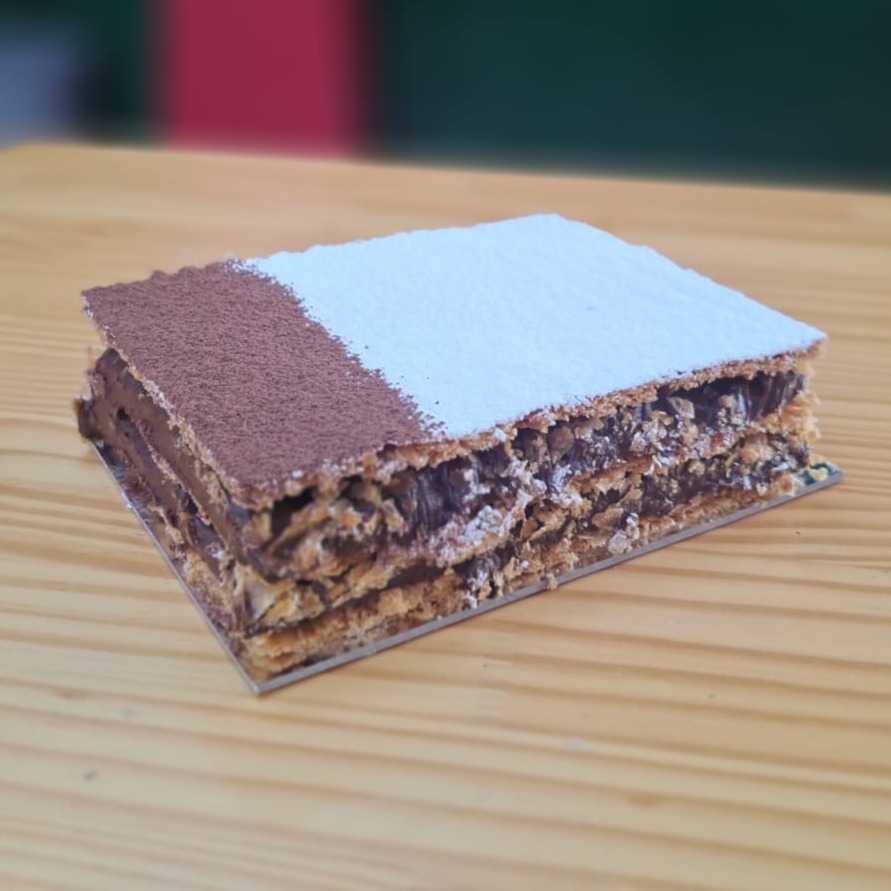 Mil Folhas Chocolate Médio