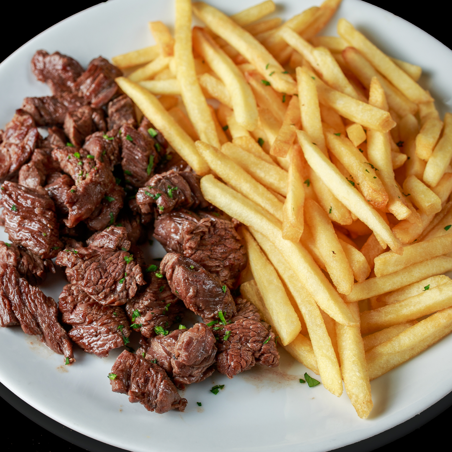 Isca de carne de sol com fritas 